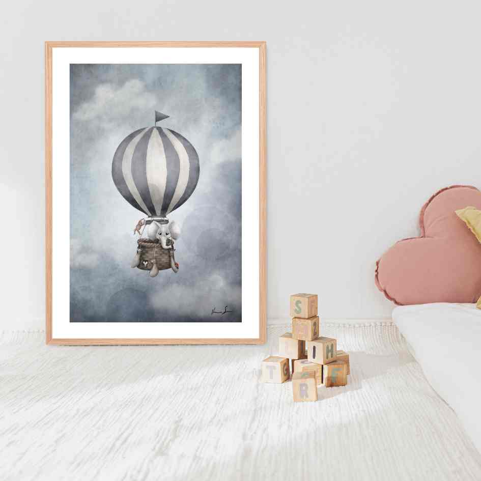 luftballong-elefant-mork poster