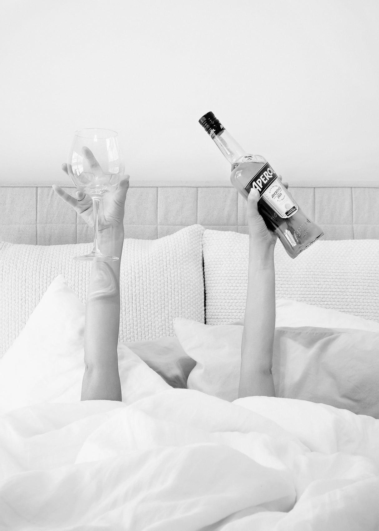 Aperol In Bed Low Key Poster och Canvastavla