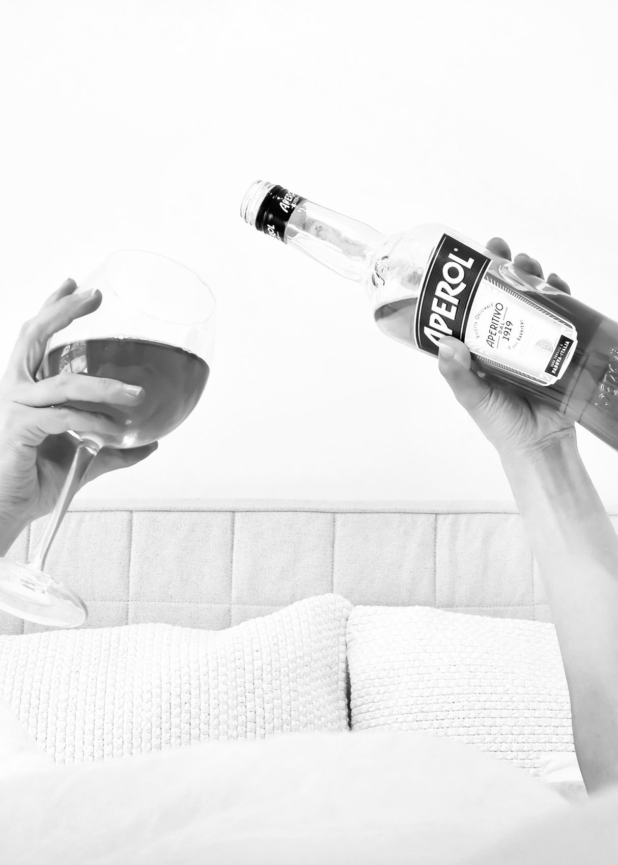 Aperol In Bed Close Poster och Canvastavla