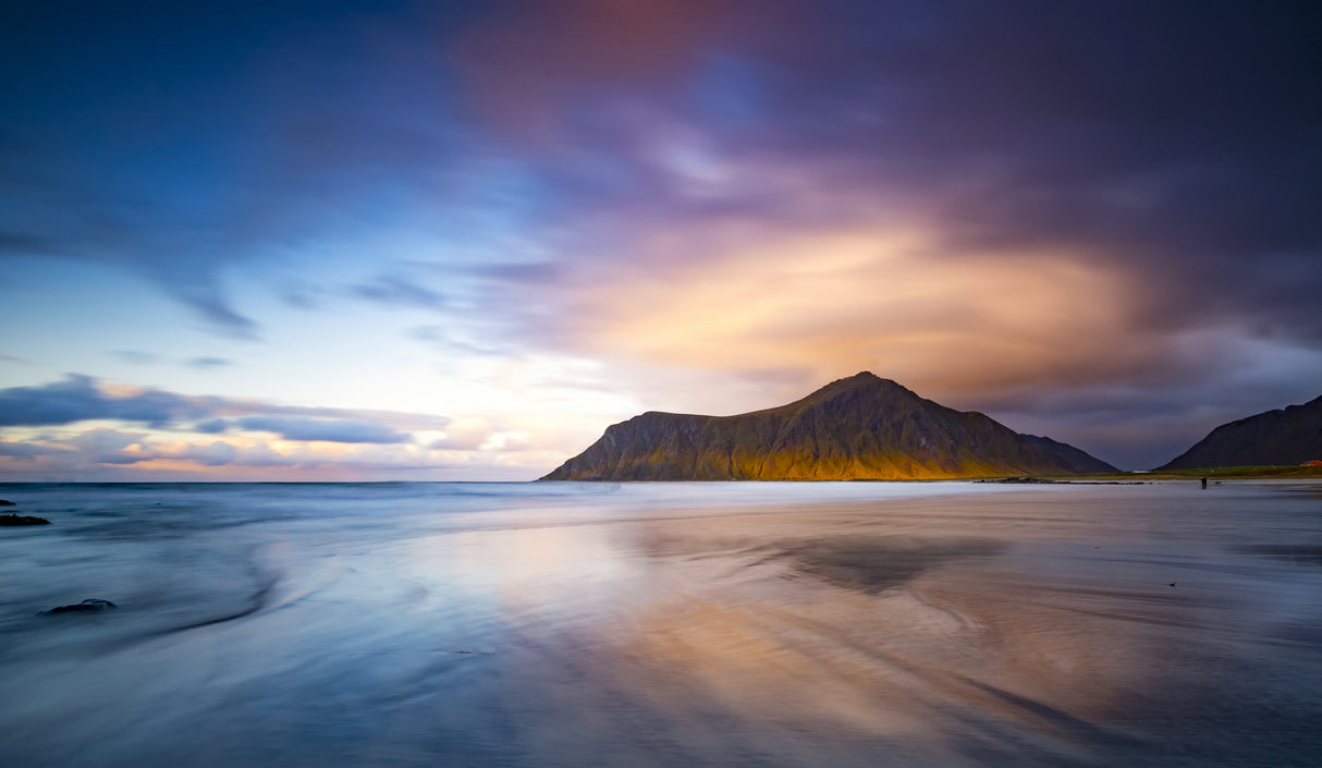 Golden hour at Lofoten Poster och Canvastavla