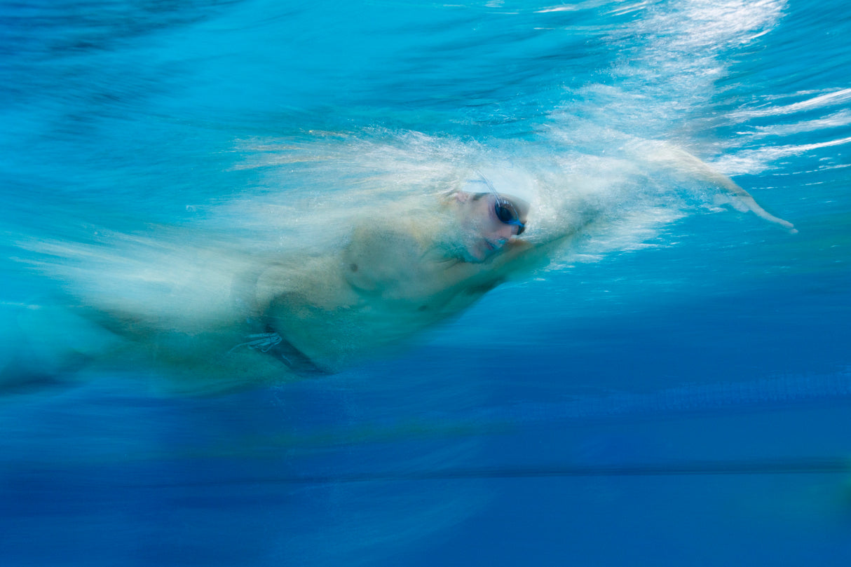 high speed swimmer Poster och Canvastavla