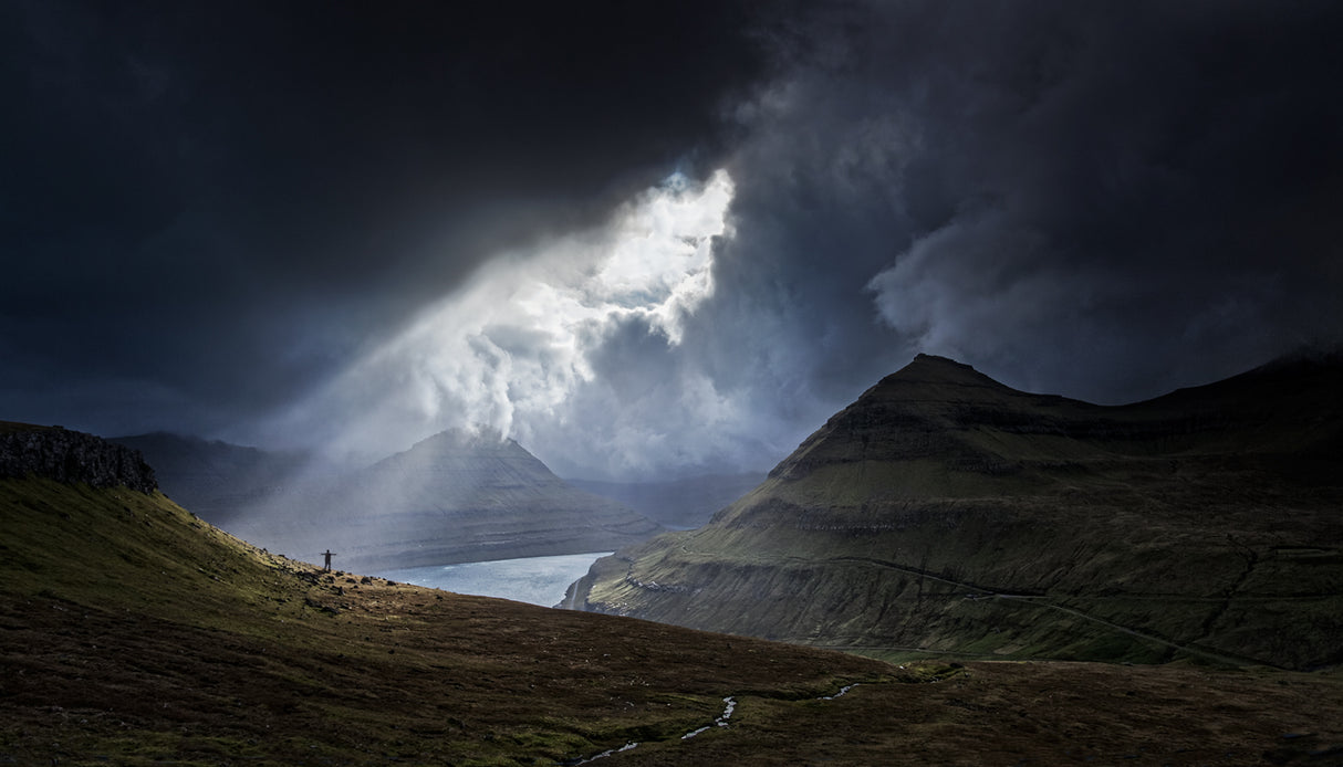 Light from Heaven Poster och Canvastavla