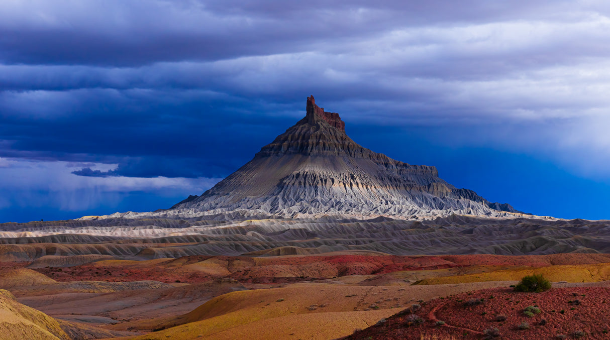 Factory Butte Poster och Canvastavla