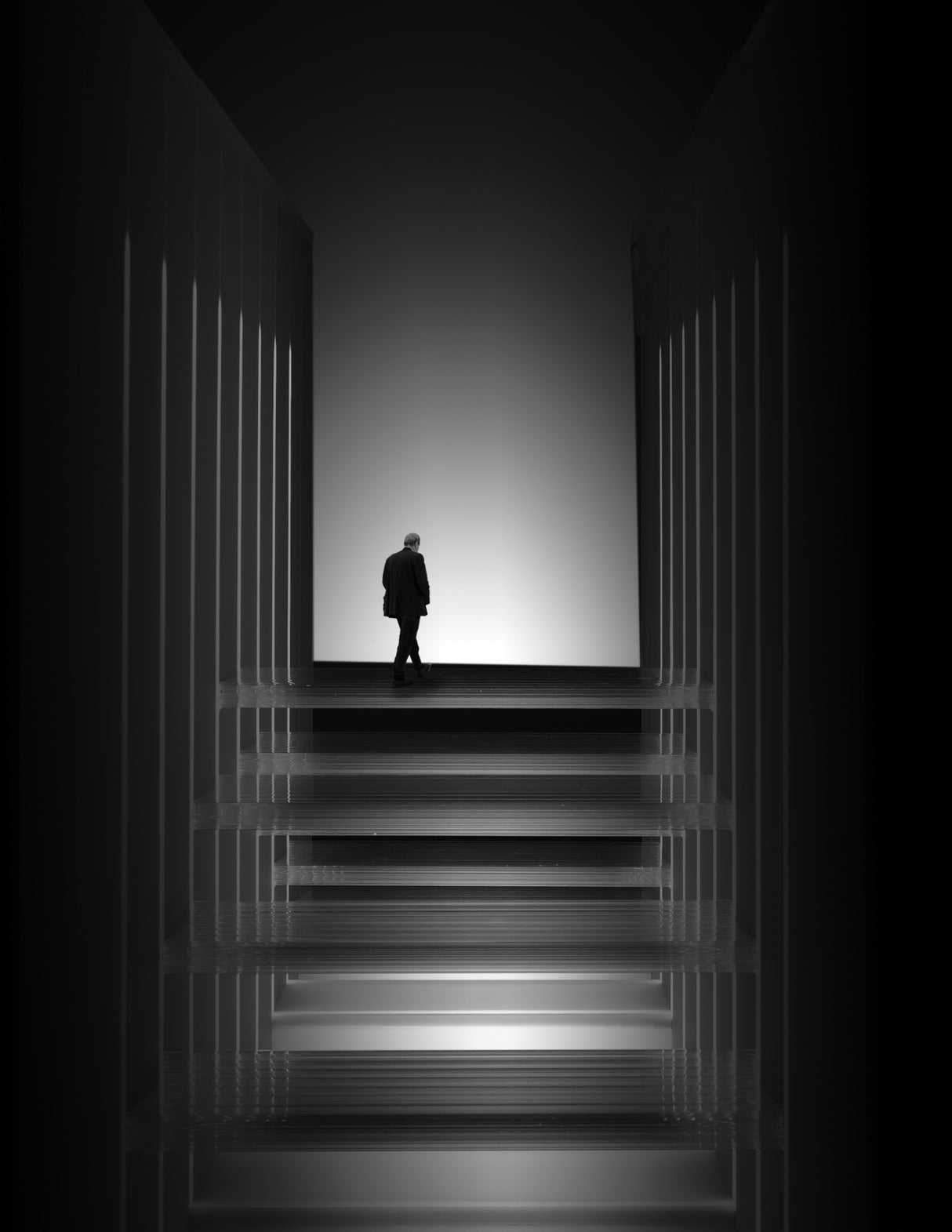 Man in black Poster och Canvastavla