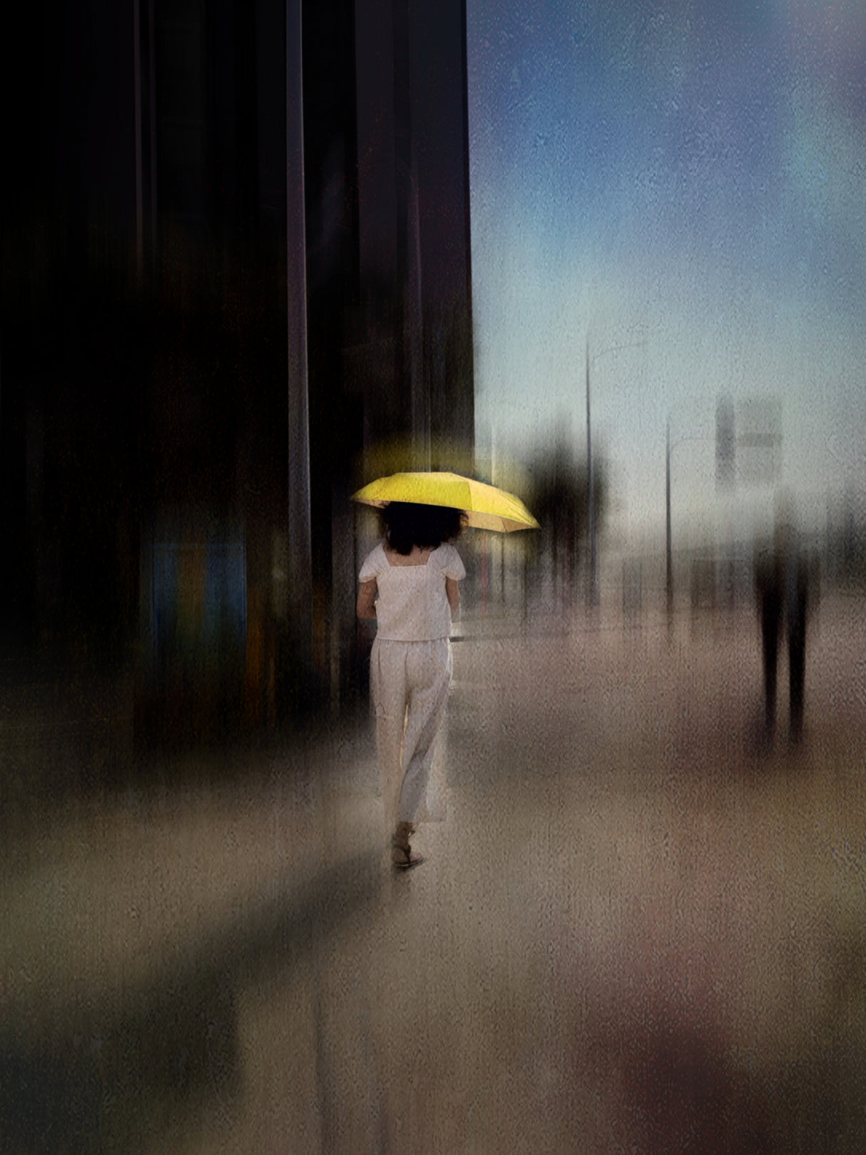 Yellow umbrella Poster och Canvastavla