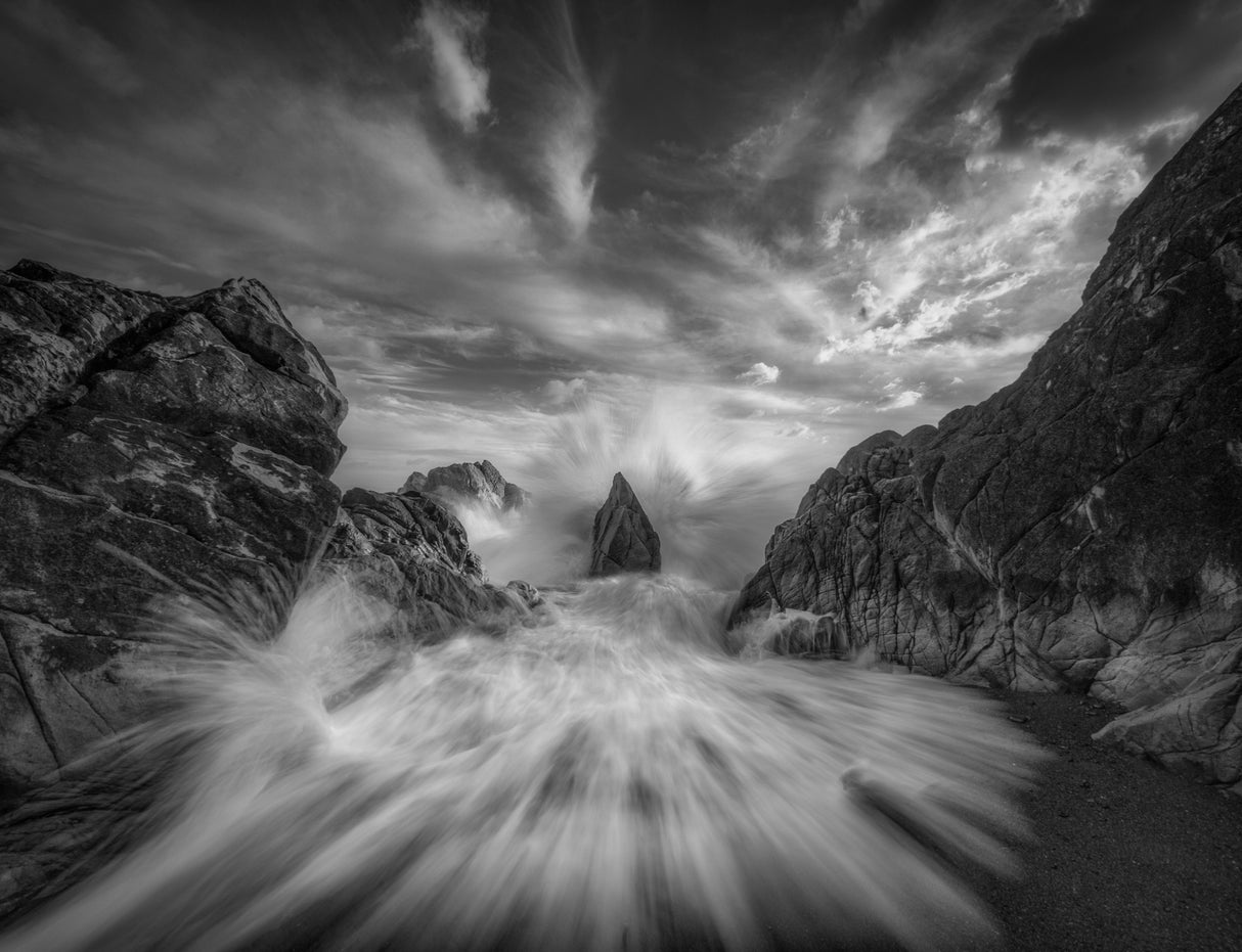 Approaching wave Poster och Canvastavla
