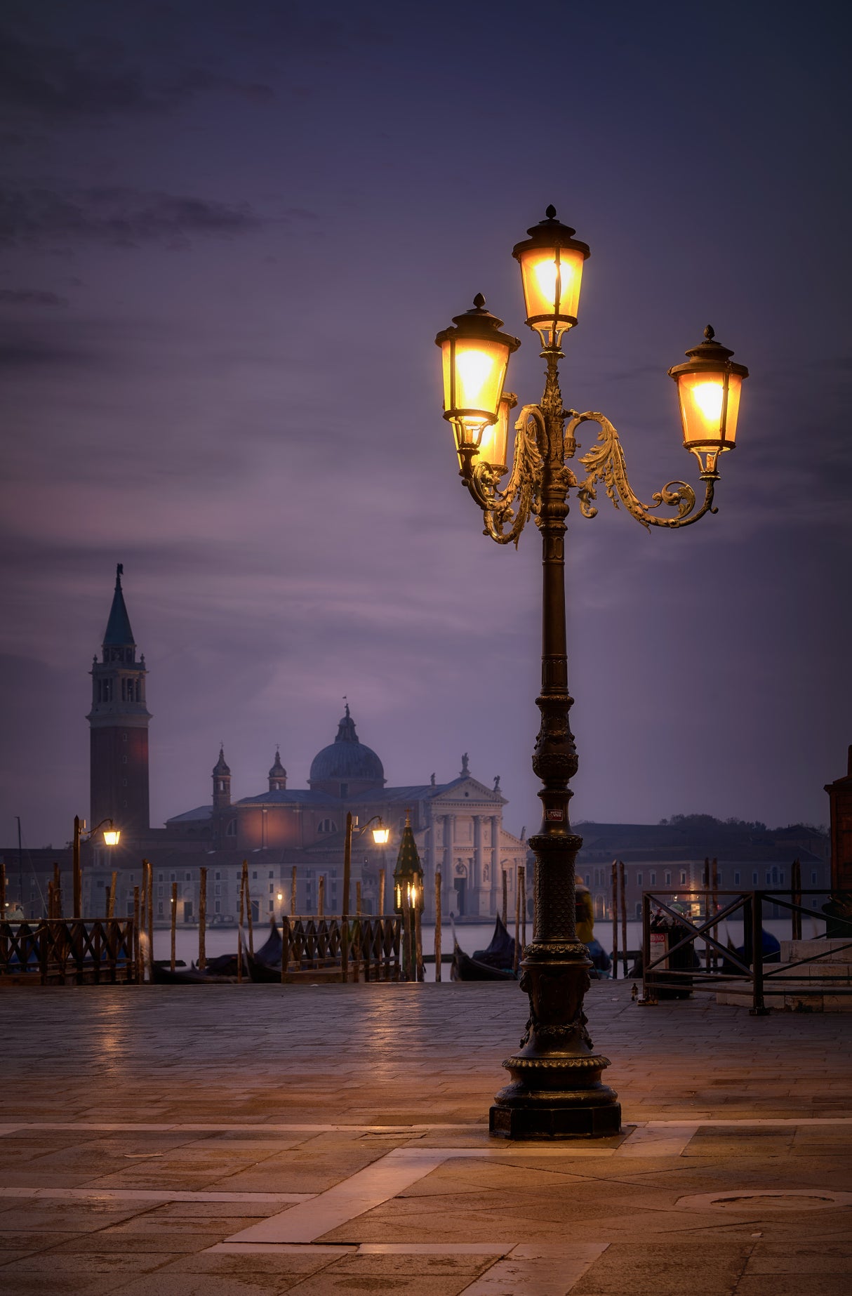 Sunrise in Venice Poster och Canvastavla