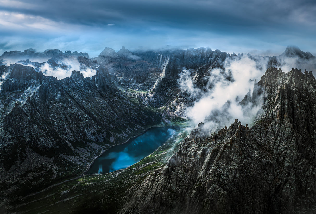 The Summit Poster och Canvastavla