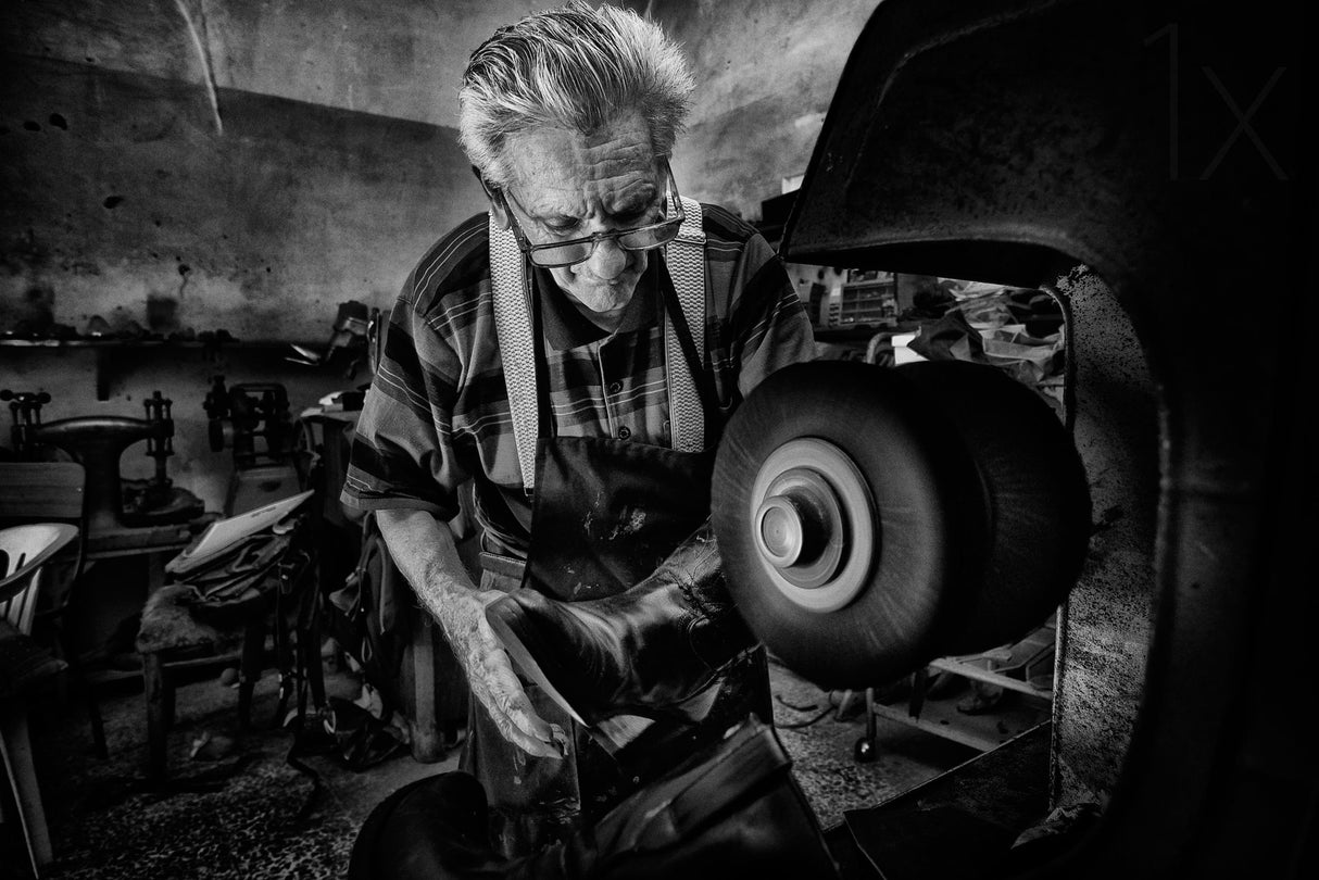 Mr. Giuseppe - shoe repair, final polishing. Poster och Canvastavla