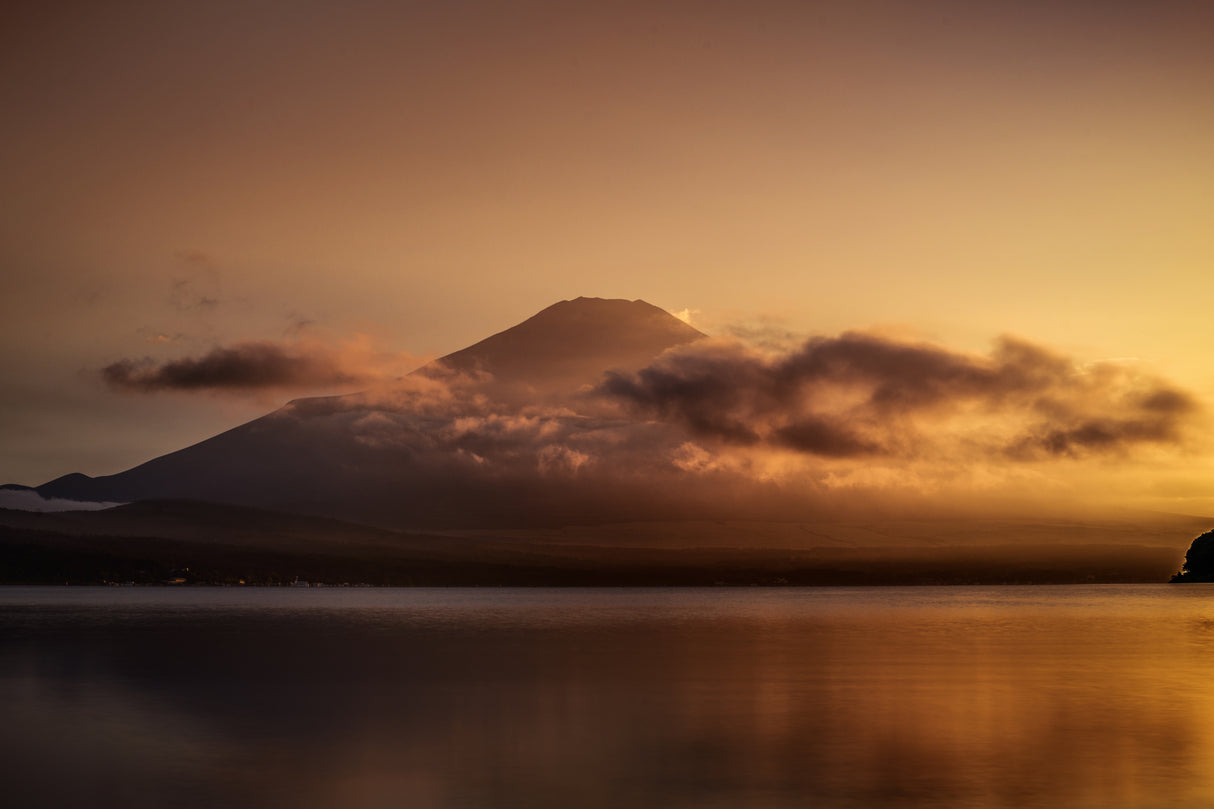 Mt. Fuji from Lake Yamanaka Poster och Canvastavla