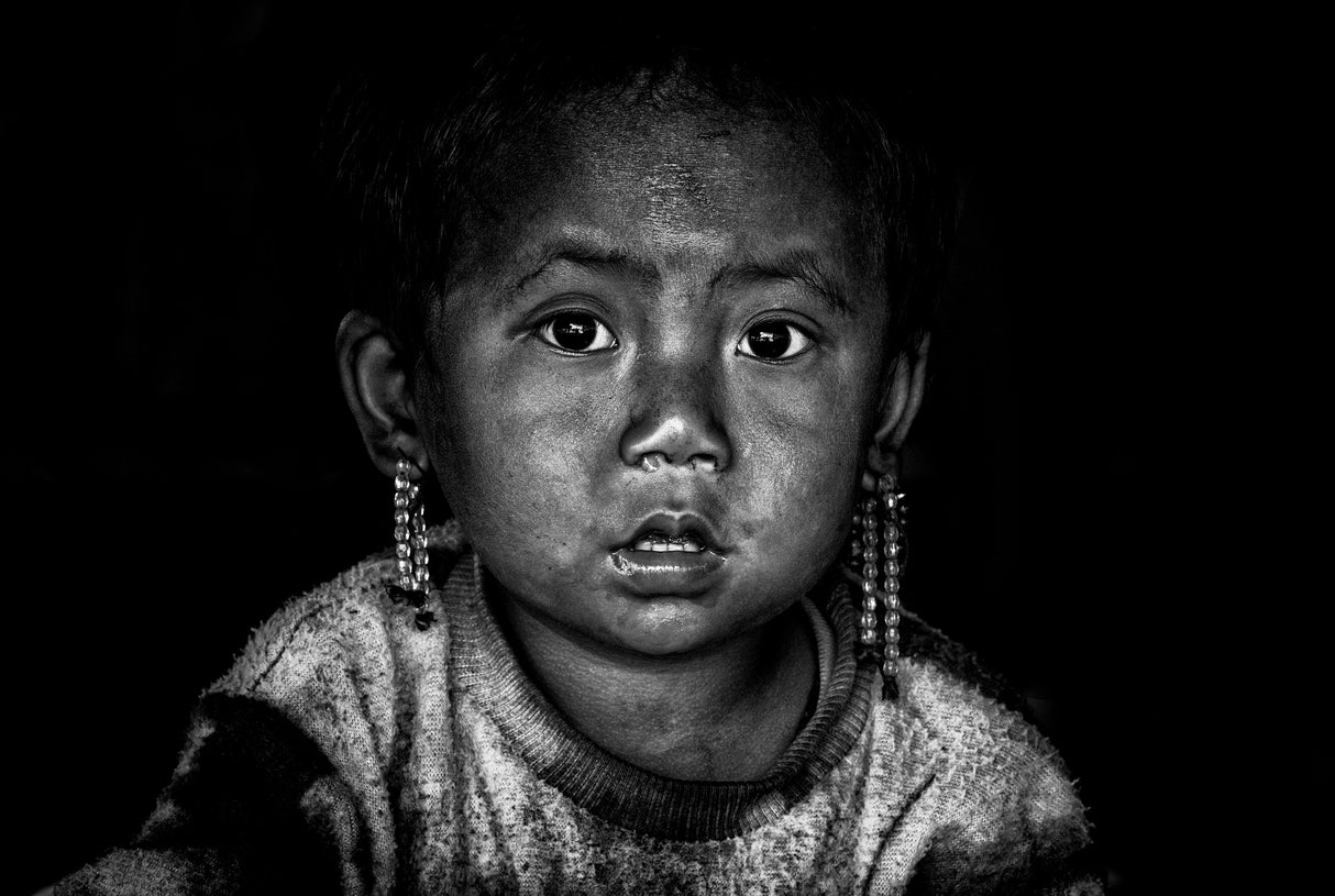 Aka tribe child - Myanmar Poster och Canvastavla
