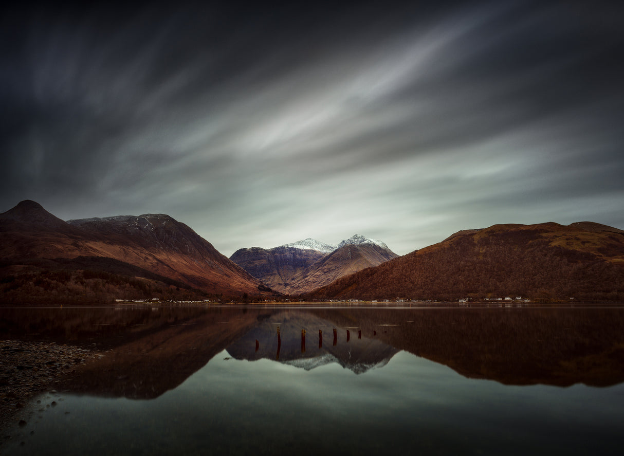 Clouds Over Glencoe Poster och Canvastavla