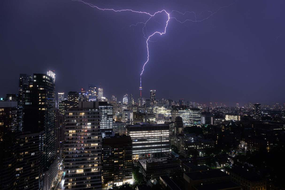 Toronto Struck By Lightning Poster och Canvastavla