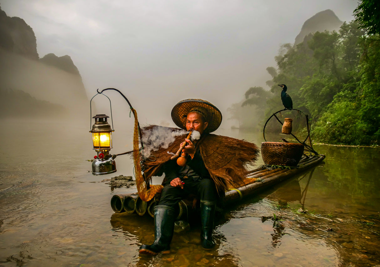 Cormorant Fisherman Poster och Canvastavla