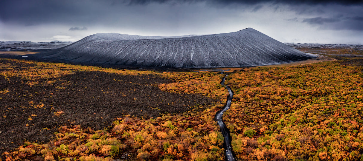 Hverfjall in autumn Poster och Canvastavla