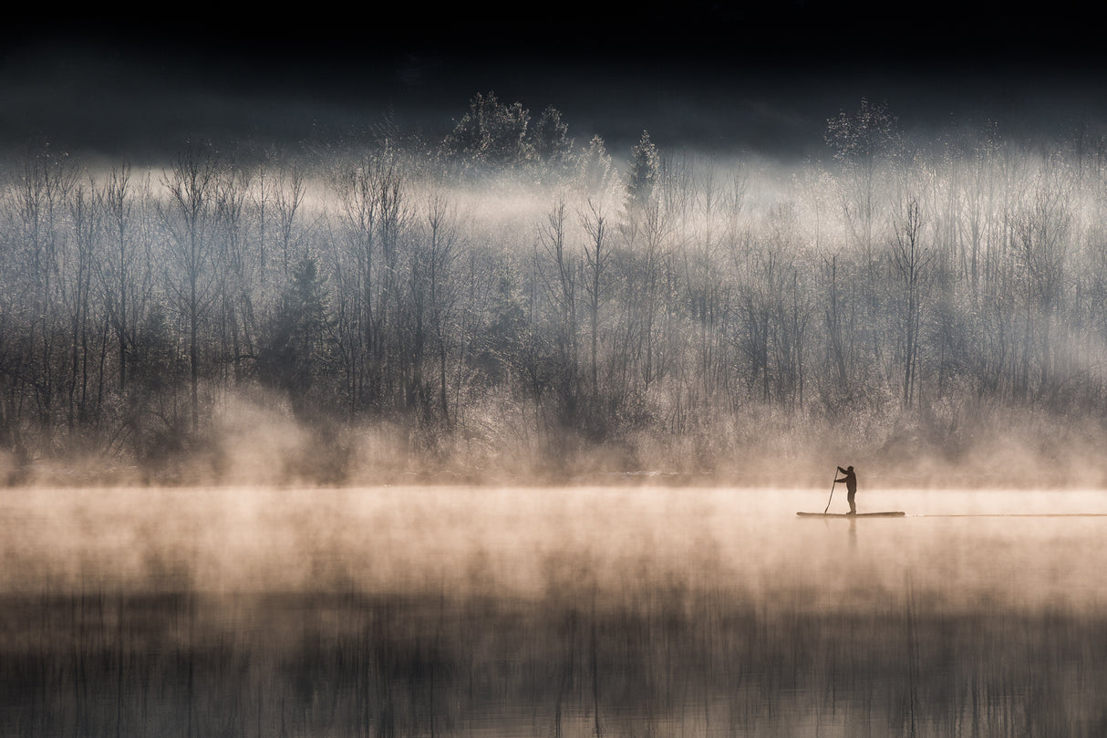 Suping on Bohinj lake Poster och Canvastavla