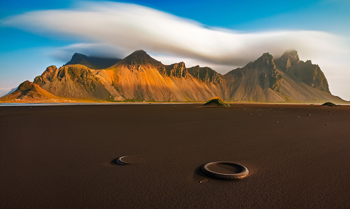 Iceland Tires Poster och Canvastavla