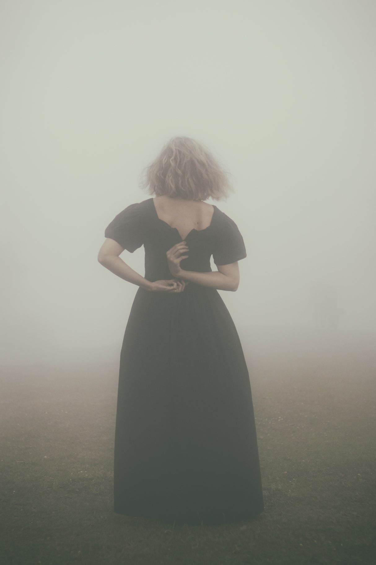 In the arms of fog Poster och Canvastavla