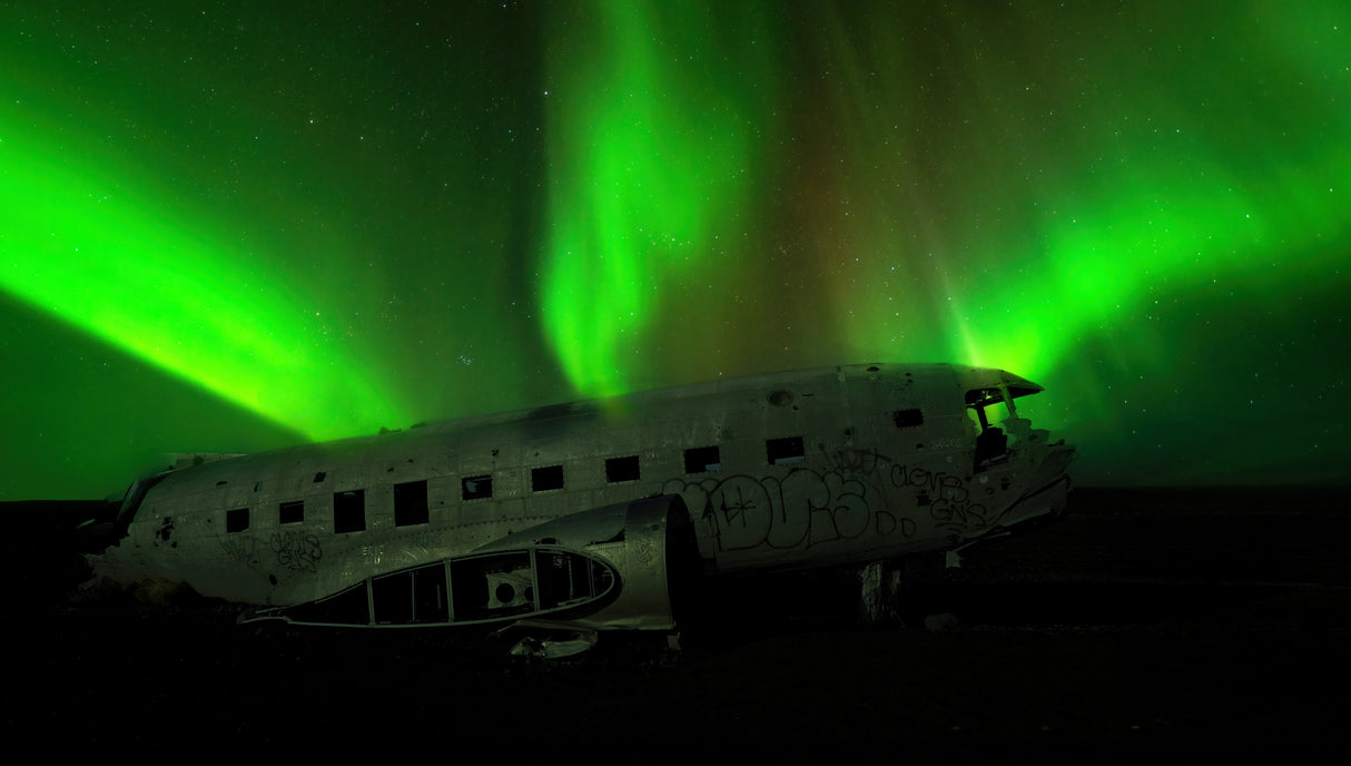 Residual and aurora Poster och Canvastavla