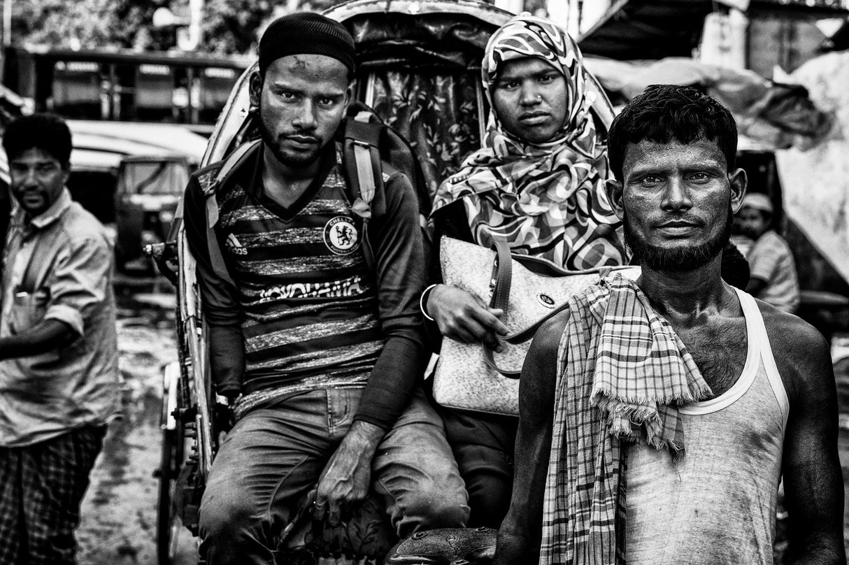 In a rickshaw in the streets of Bangladesh Poster och Canvastavla