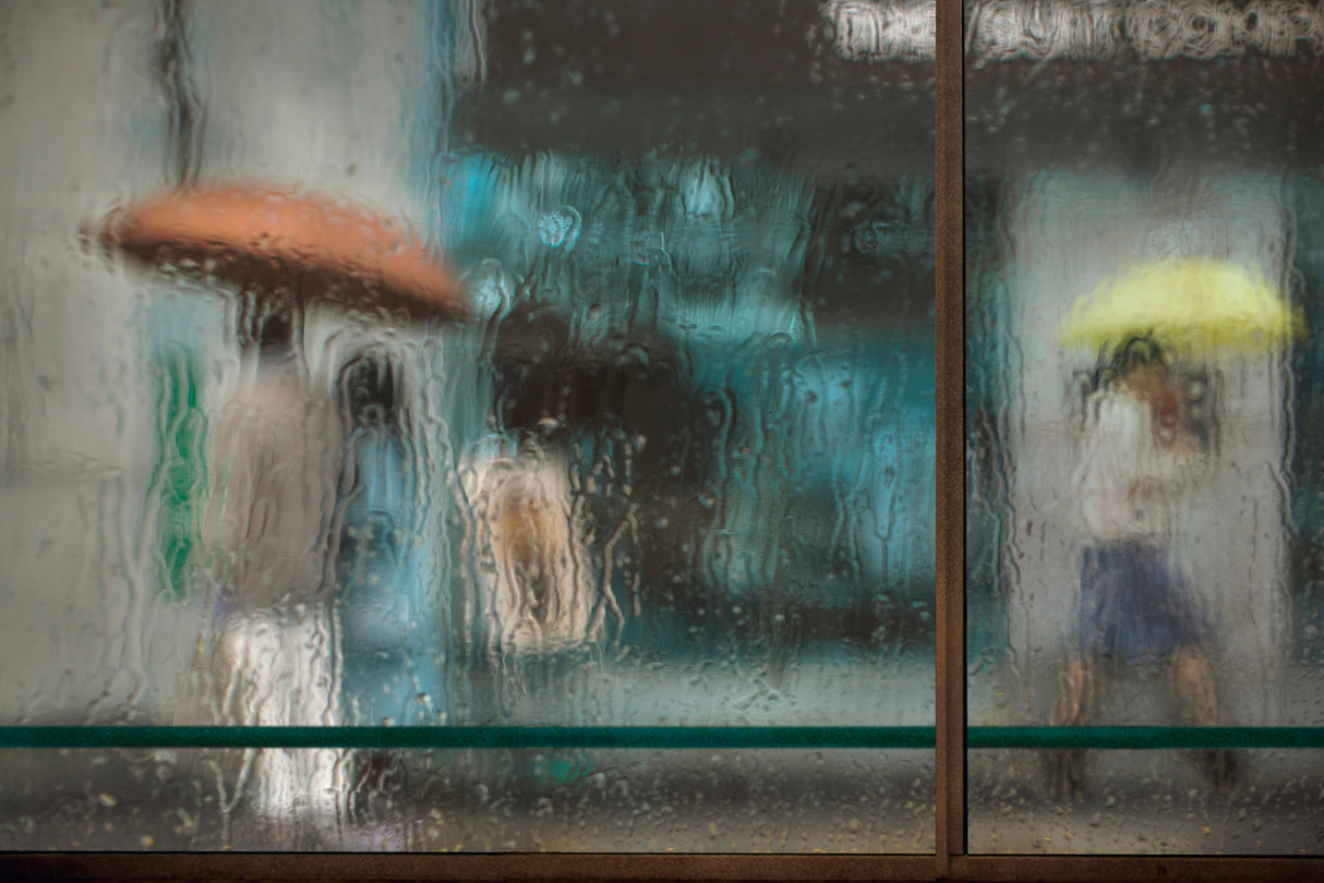 Rainy day in downtown Poster och Canvastavla