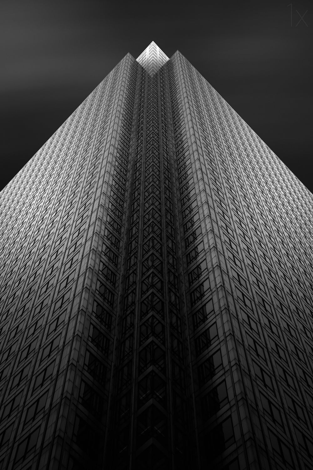 Illusion tower Poster och Canvastavla