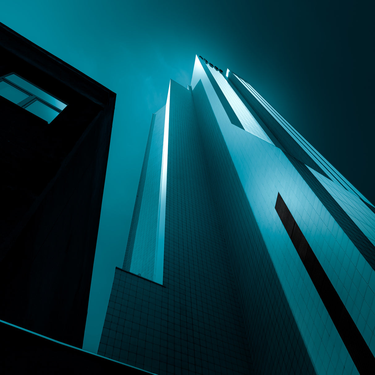Atlas Tower Warsaw 2 Poster och Canvastavla
