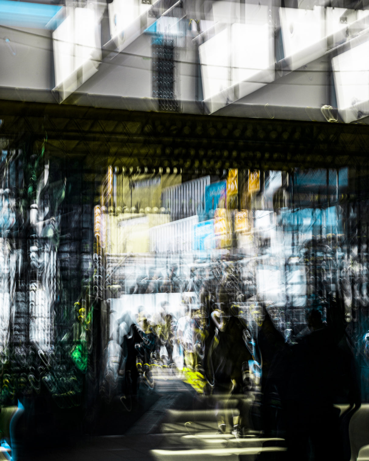 The hustle and bustle of the city. Poster och Canvastavla