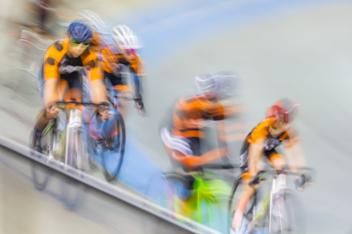 The cyclists Poster och Canvastavla