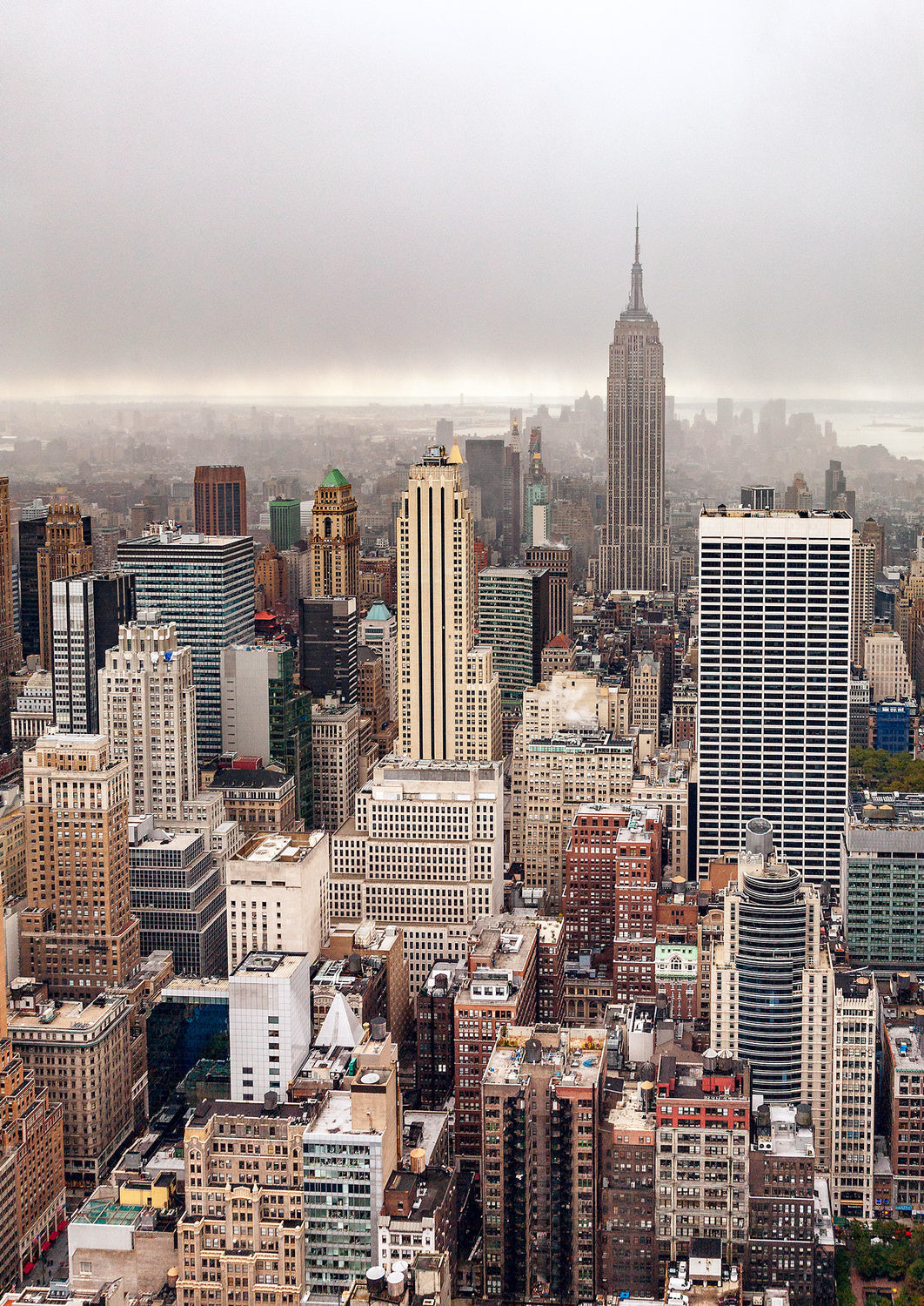Foggy day in Manhattan Poster och Canvastavla