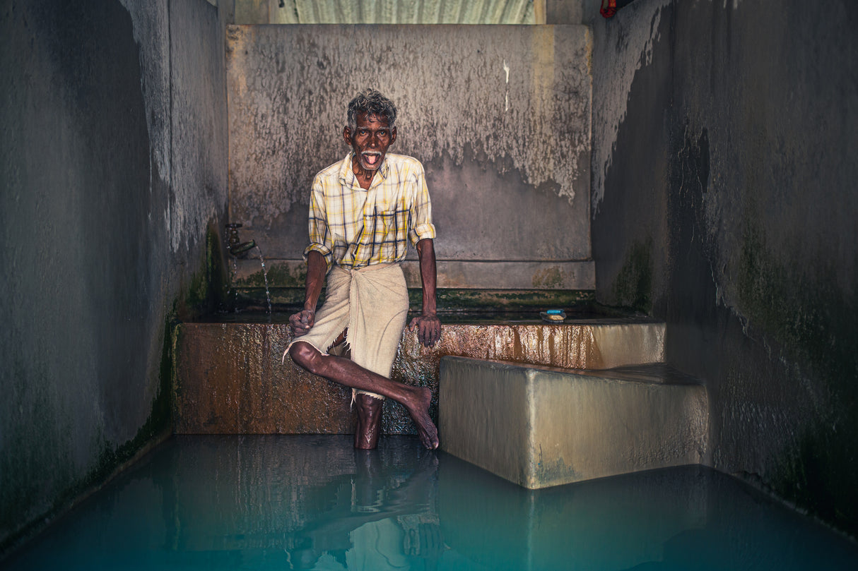 Washing man Poster och Canvastavla