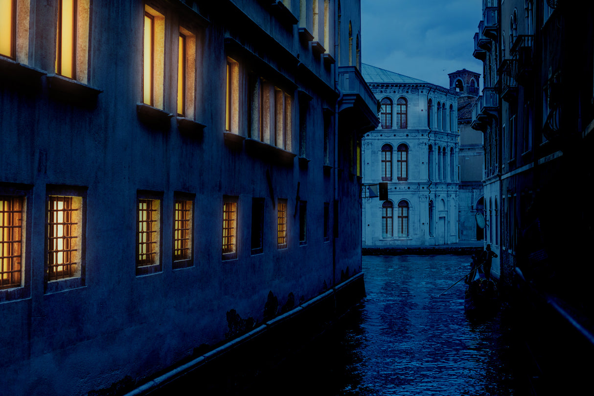Venice channels by night Poster och Canvastavla