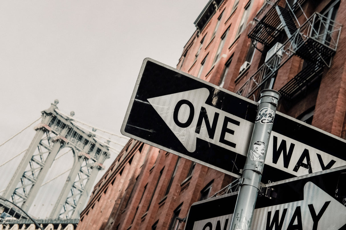 Manhattan Bridge One Way Poster och Canvastavla