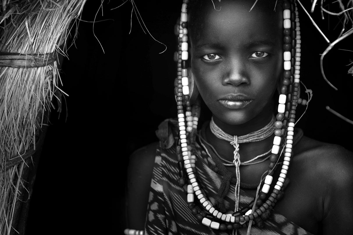 Mursi Girl Poster och Canvastavla