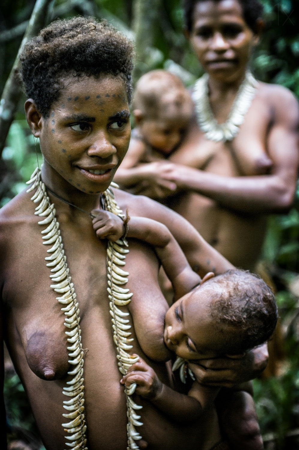 korowai: life of the tree people #4 Poster och Canvastavla