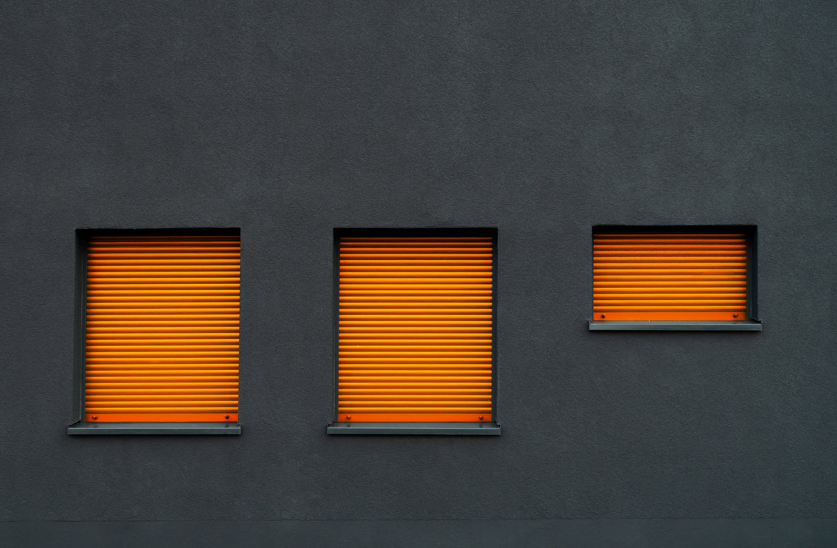 Grey facade Poster och Canvastavla