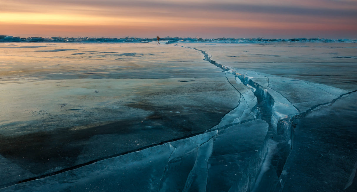 The crack in the ice Poster och Canvastavla