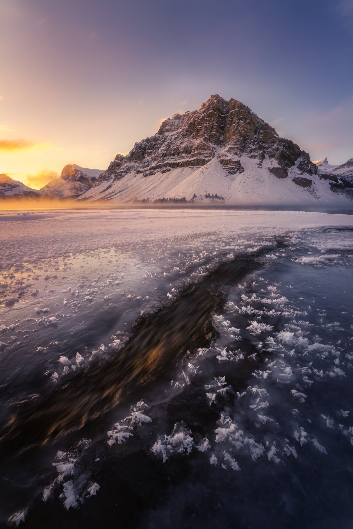 The Flow of Peak Poster och Canvastavla