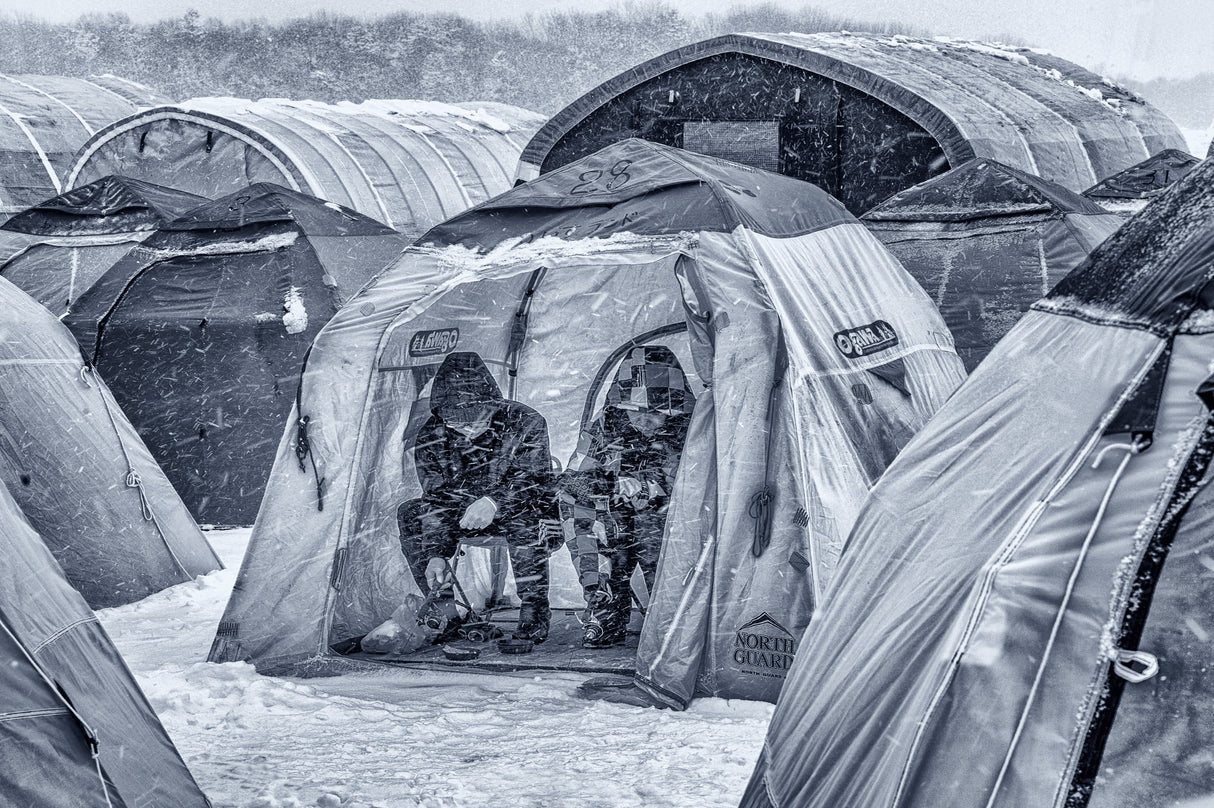 Ice fishing Poster och Canvastavla