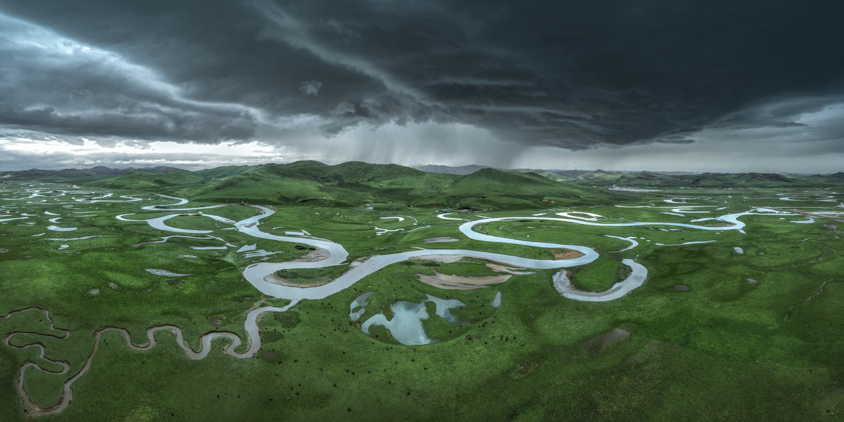 Thousands of turns Poster och Canvastavla