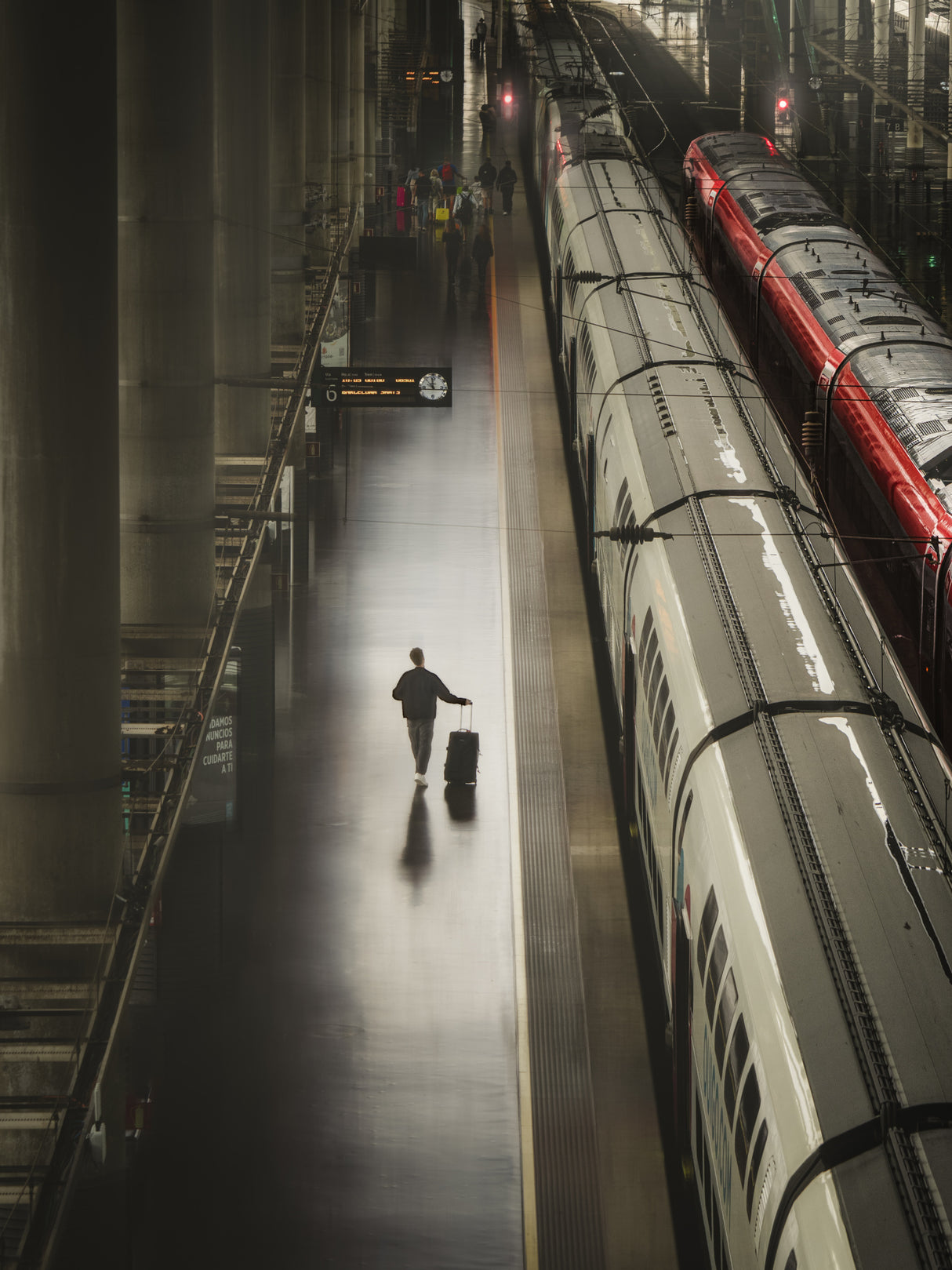 7 minutes for departure Poster och Canvastavla