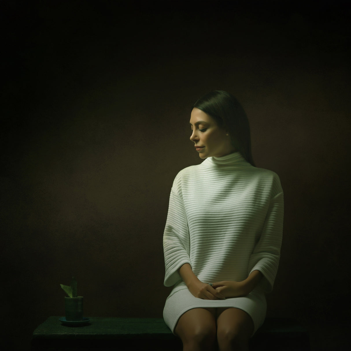 The girl & plant Poster och Canvastavla