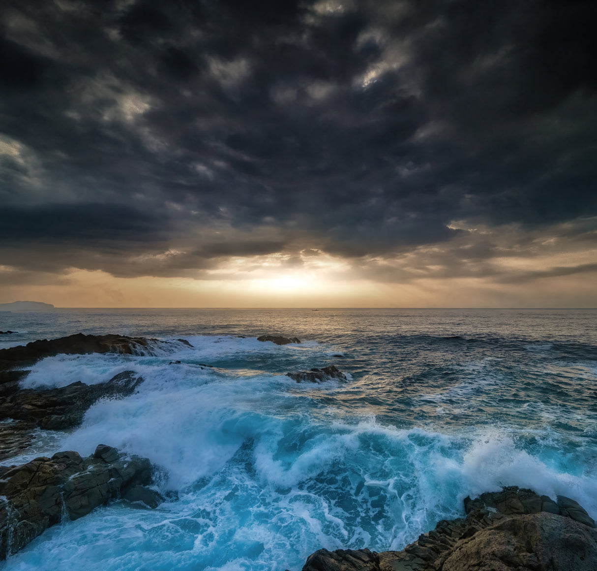 Blue waves Poster och Canvastavla