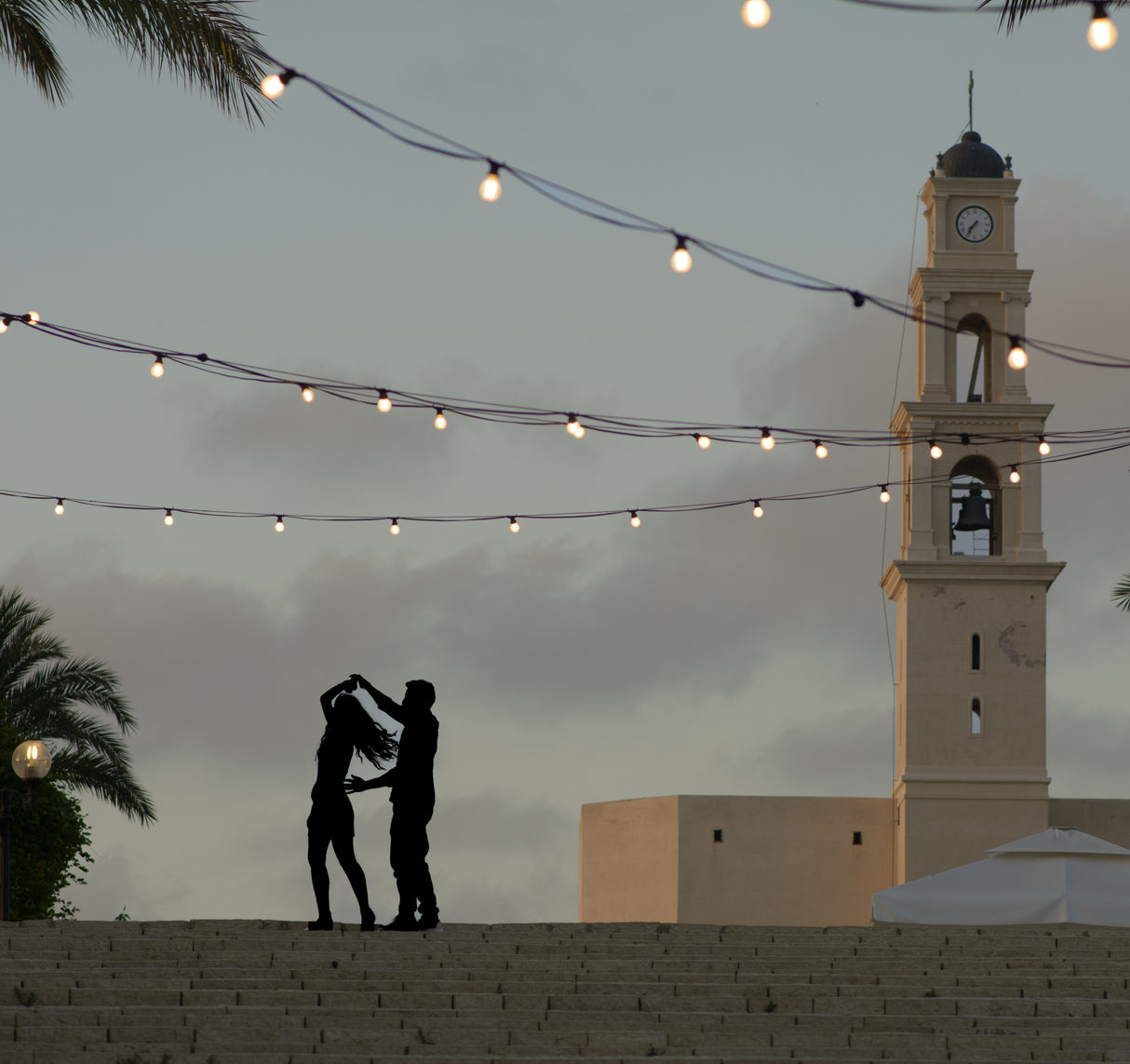 "Dance me till the end of love" (L. Cohen) Poster och Canvastavla