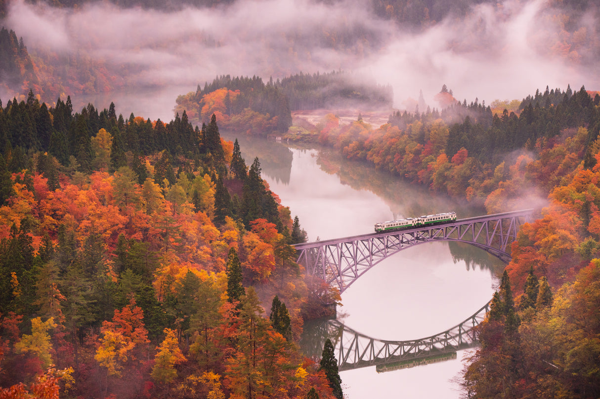 Autumn Tadami Line Poster och Canvastavla