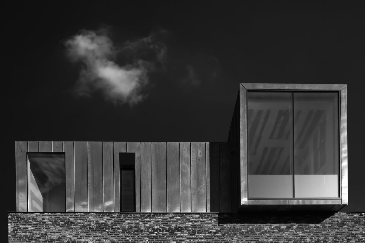 Zinc construction with cloud Poster och Canvastavla