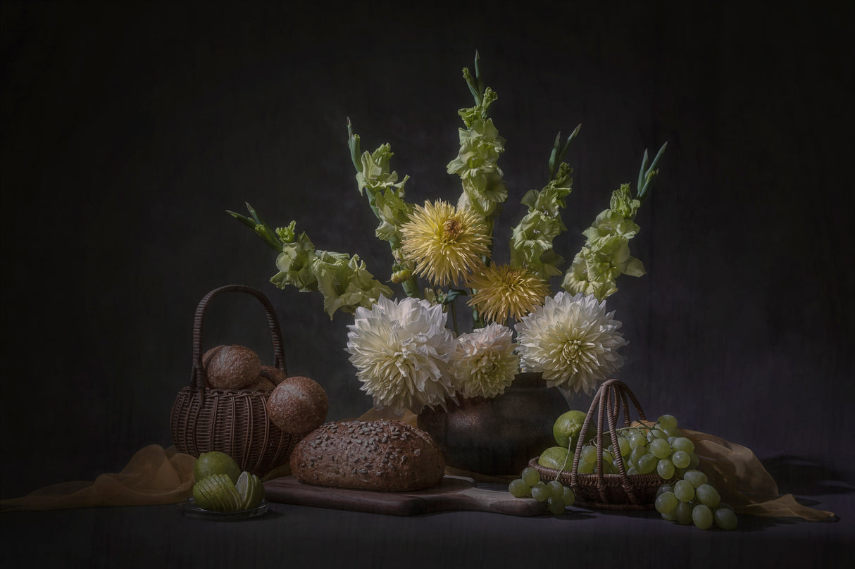 Bread and Grapes Poster och Canvastavla