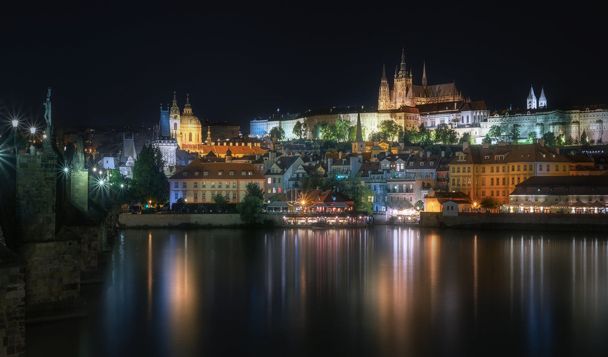 Prague at night Poster och Canvastavla