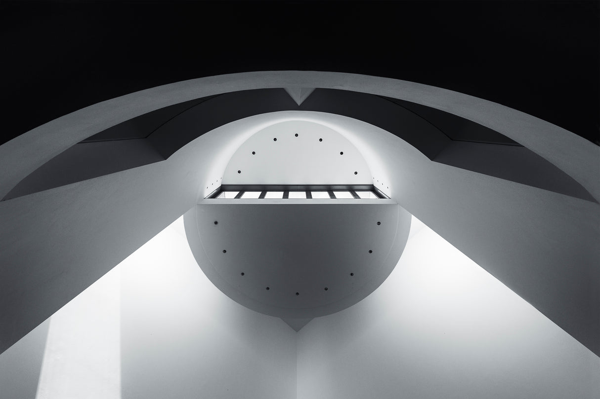 Asymmetrical Light Poster och Canvastavla