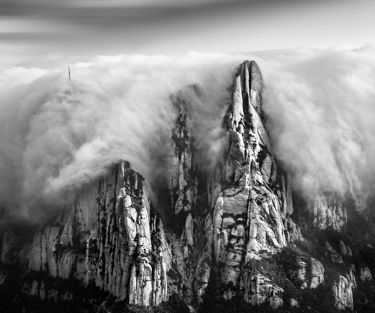 Cloud Cover Poster och Canvastavla